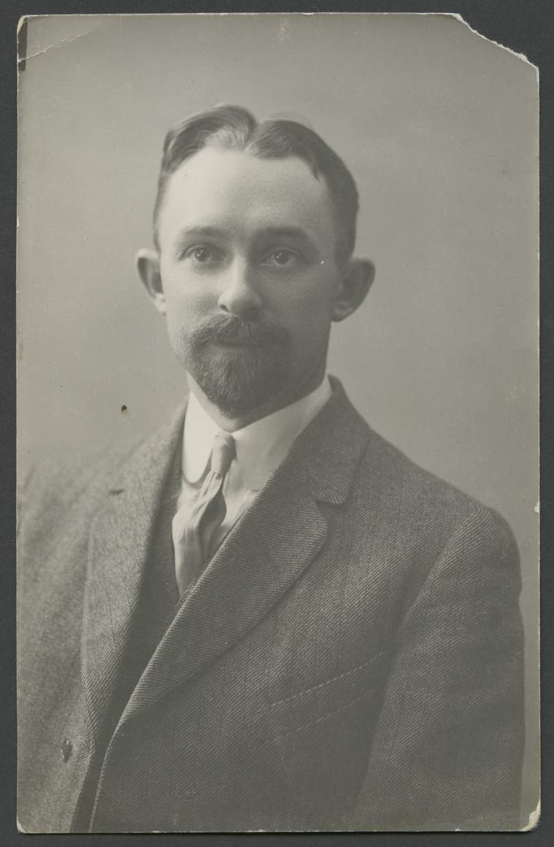 Roscoe Woolley Eardley (1880 - 1950) Profile